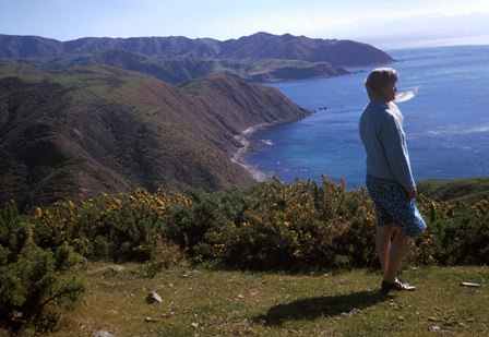 02 Joan on hill above Opau Bay,  Makara.jpg